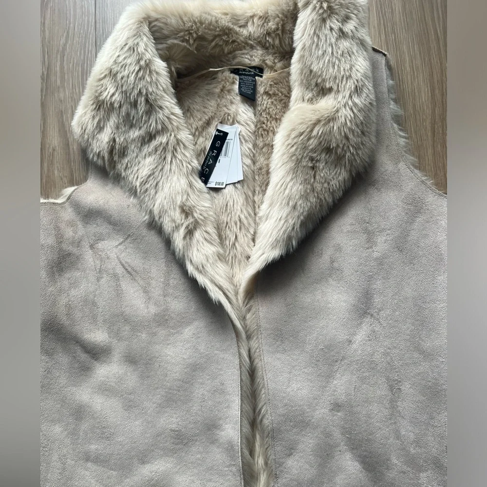 Grace & Lace Taupe Faux Fur Vest Size M NWT - Picture 3 of 6